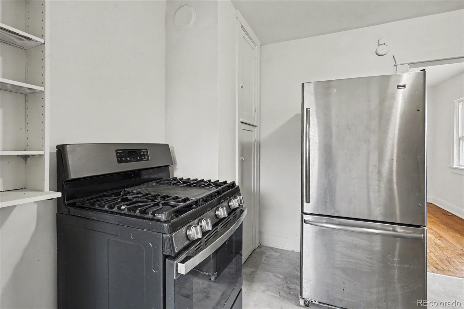 MLS Image #8 for 1237 s bannock street,denver, Colorado