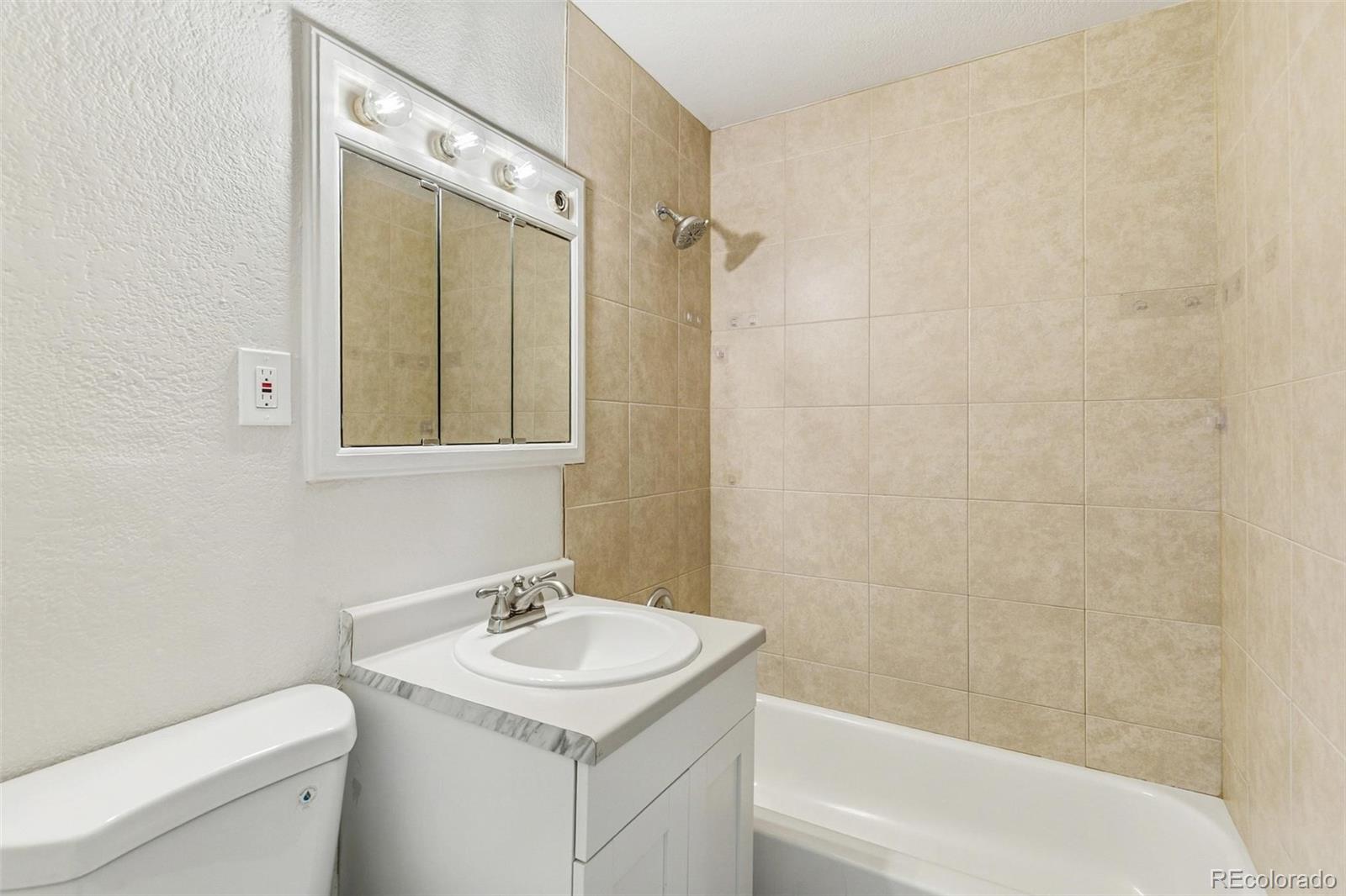 MLS Image #16 for 5494 s knox court,littleton, Colorado