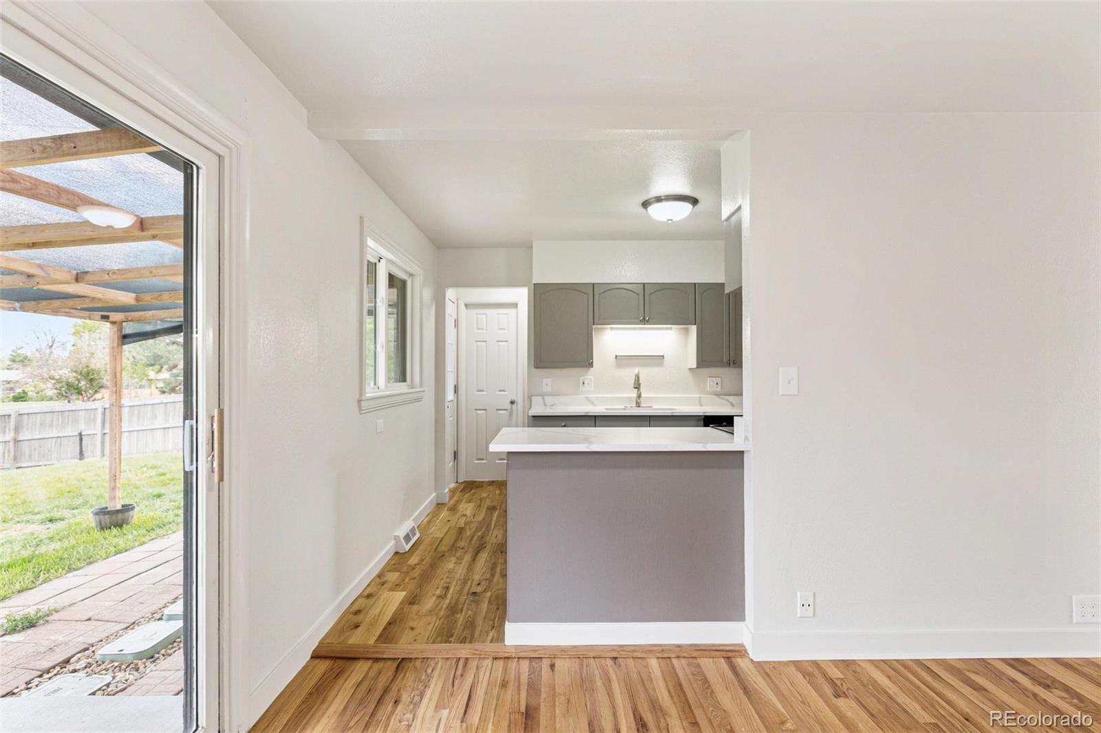 MLS Image #7 for 5494 s knox court,littleton, Colorado