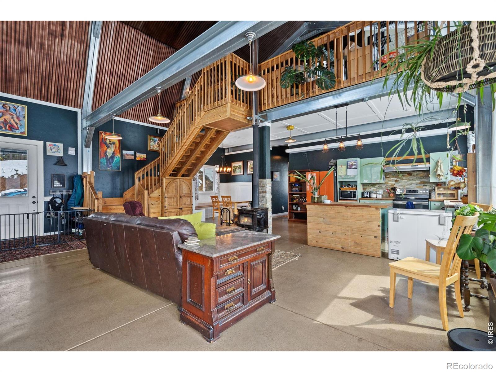 MLS Image #4 for 1154  redstone drive,bellvue, Colorado