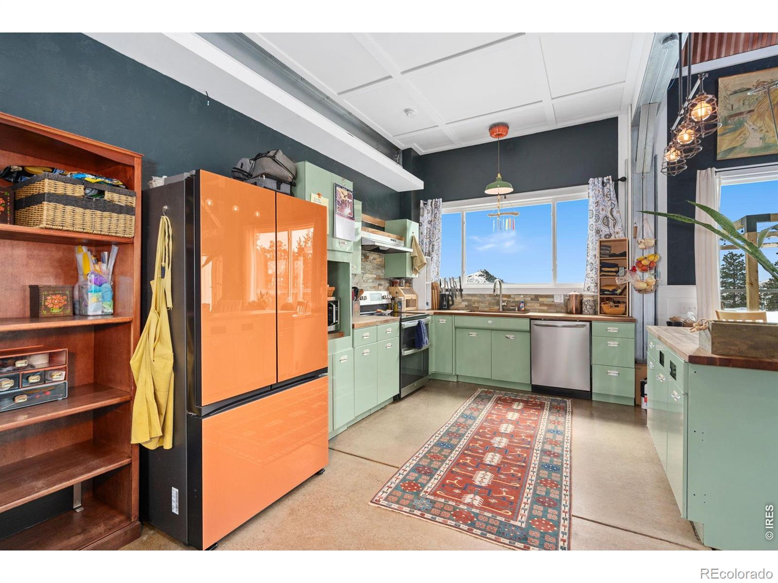 MLS Image #8 for 1154  redstone drive,bellvue, Colorado