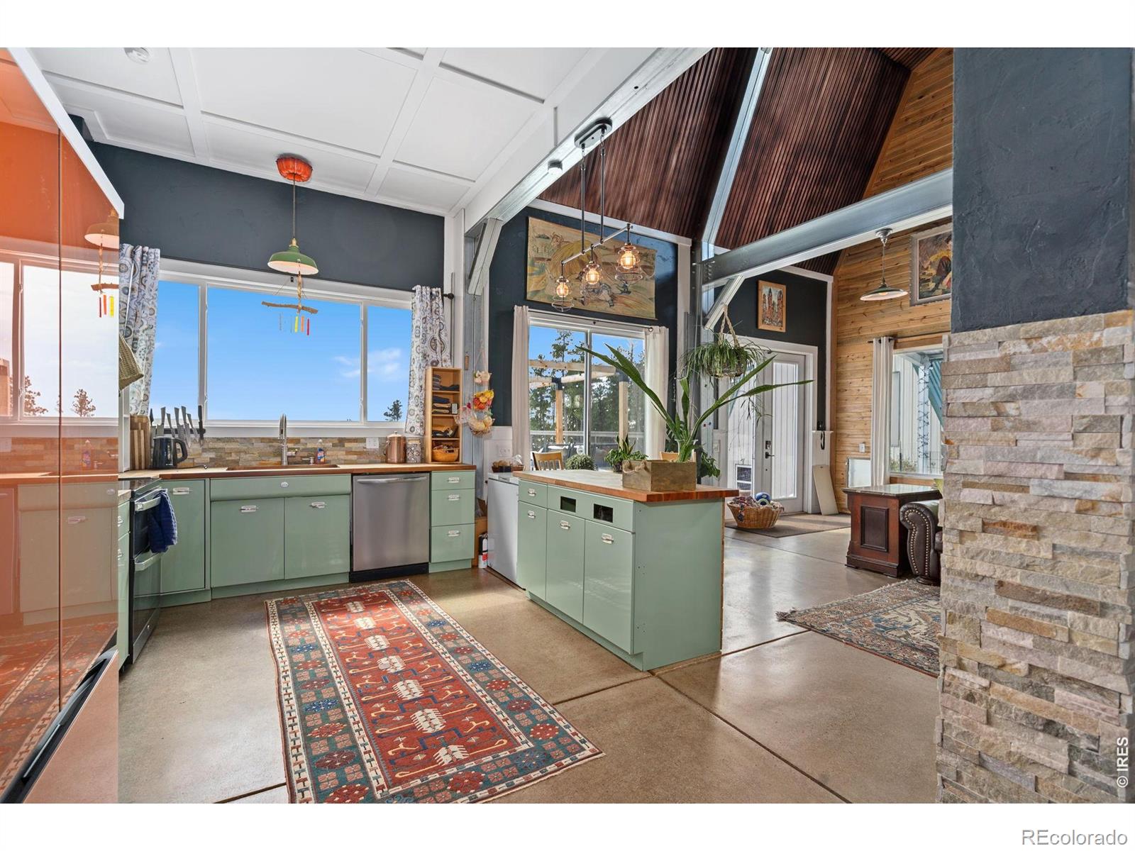 MLS Image #9 for 1154  redstone drive,bellvue, Colorado