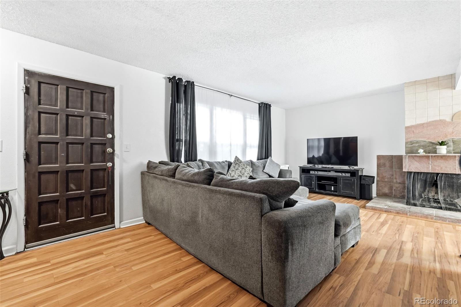 MLS Image #3 for 3747 s granby way ,aurora, Colorado