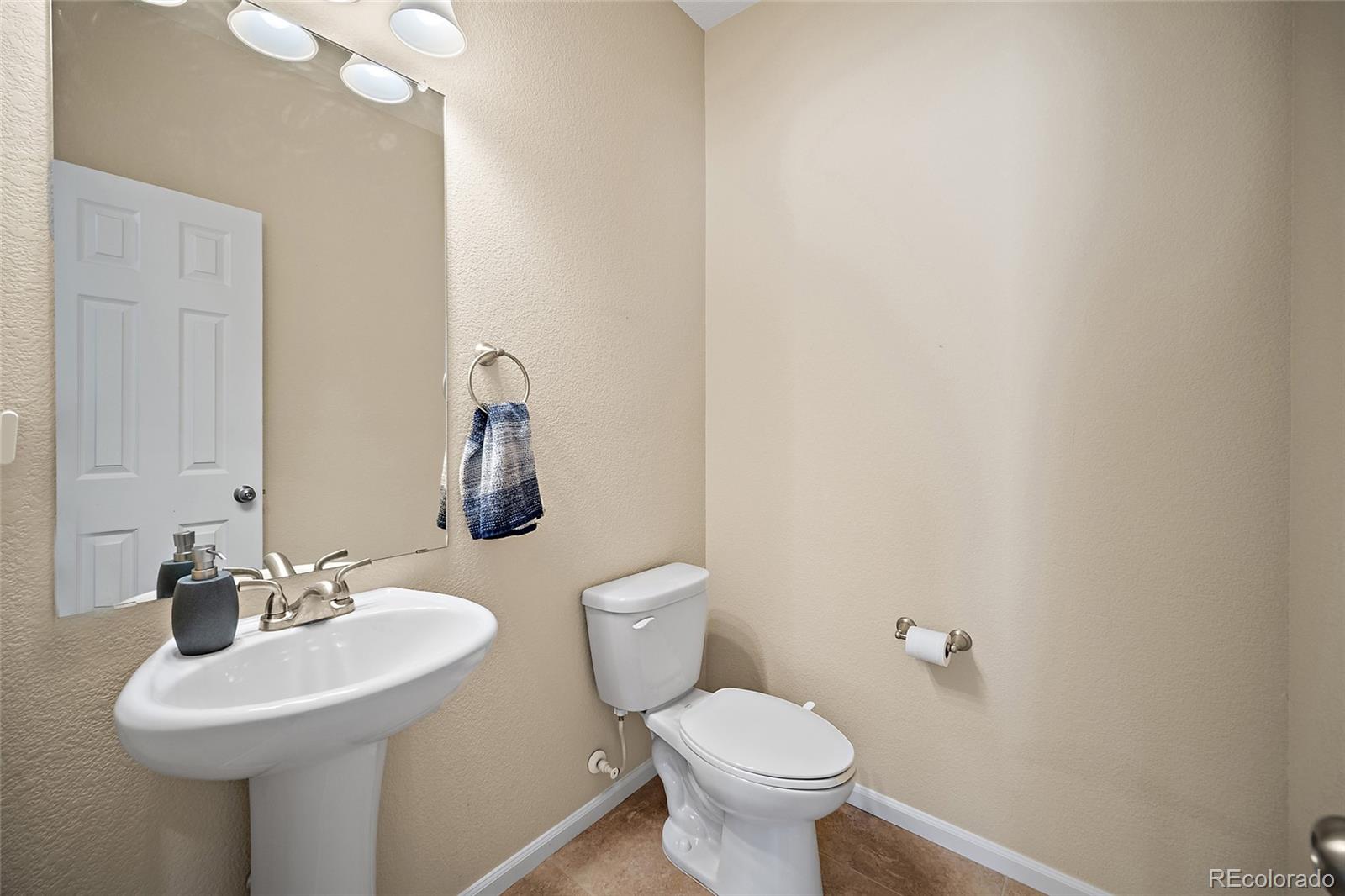 MLS Image #3 for 8345  longleaf lane,colorado springs, Colorado