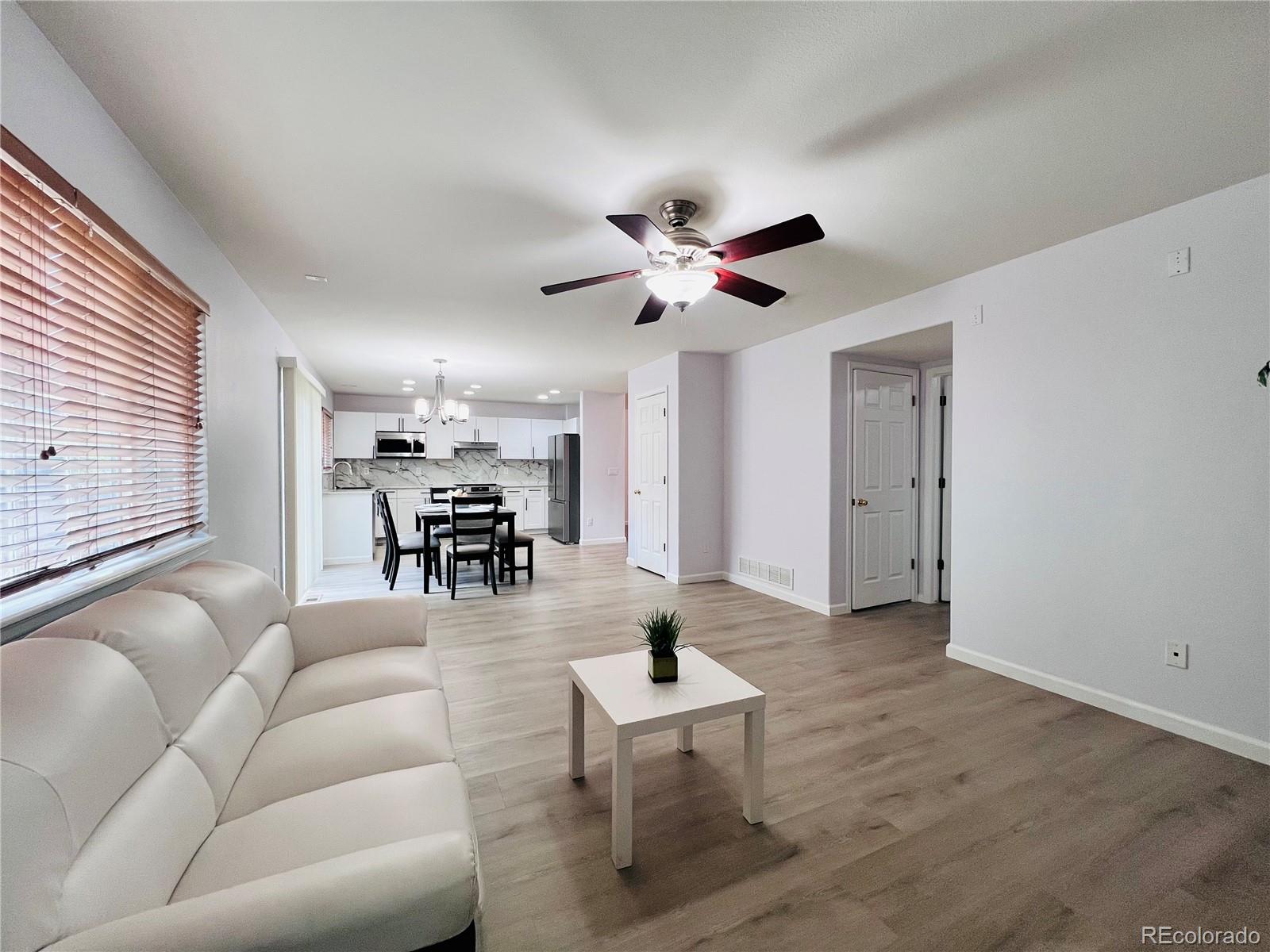 MLS Image #14 for 16184 e hinsdale avenue,aurora, Colorado