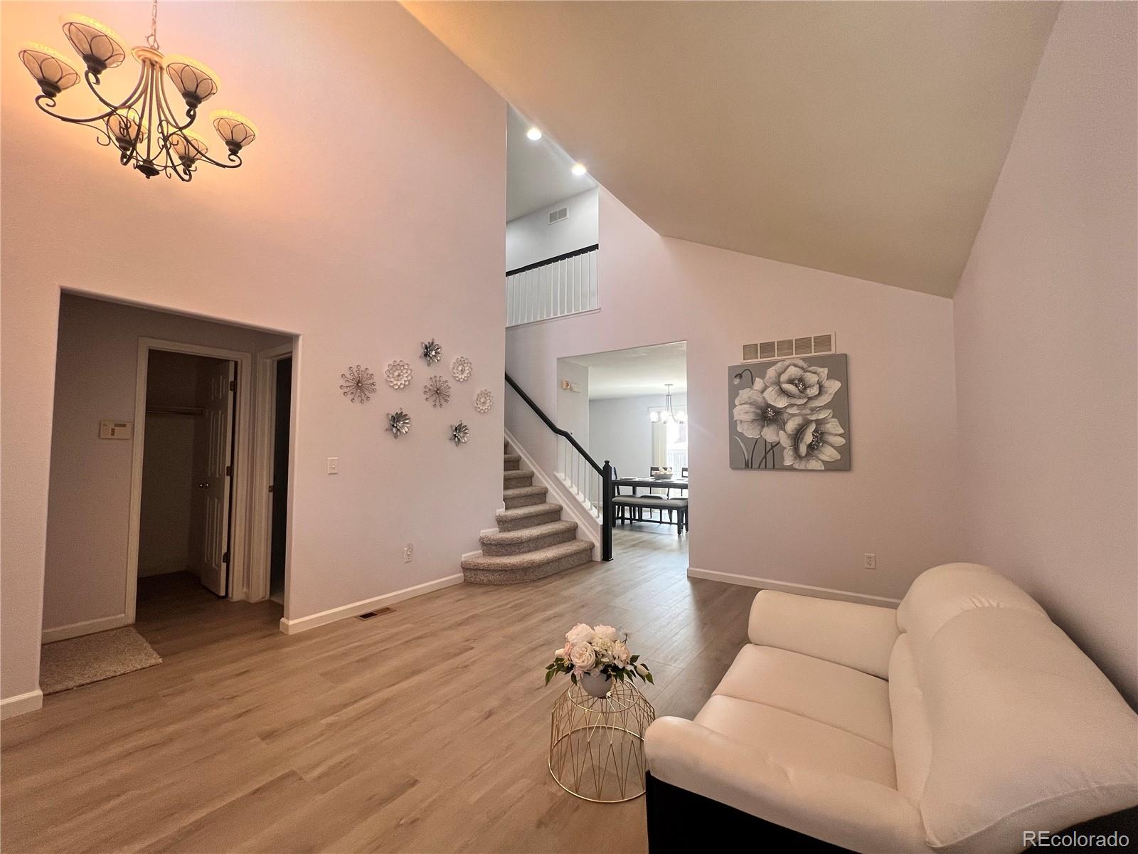 MLS Image #5 for 16184 e hinsdale avenue,aurora, Colorado