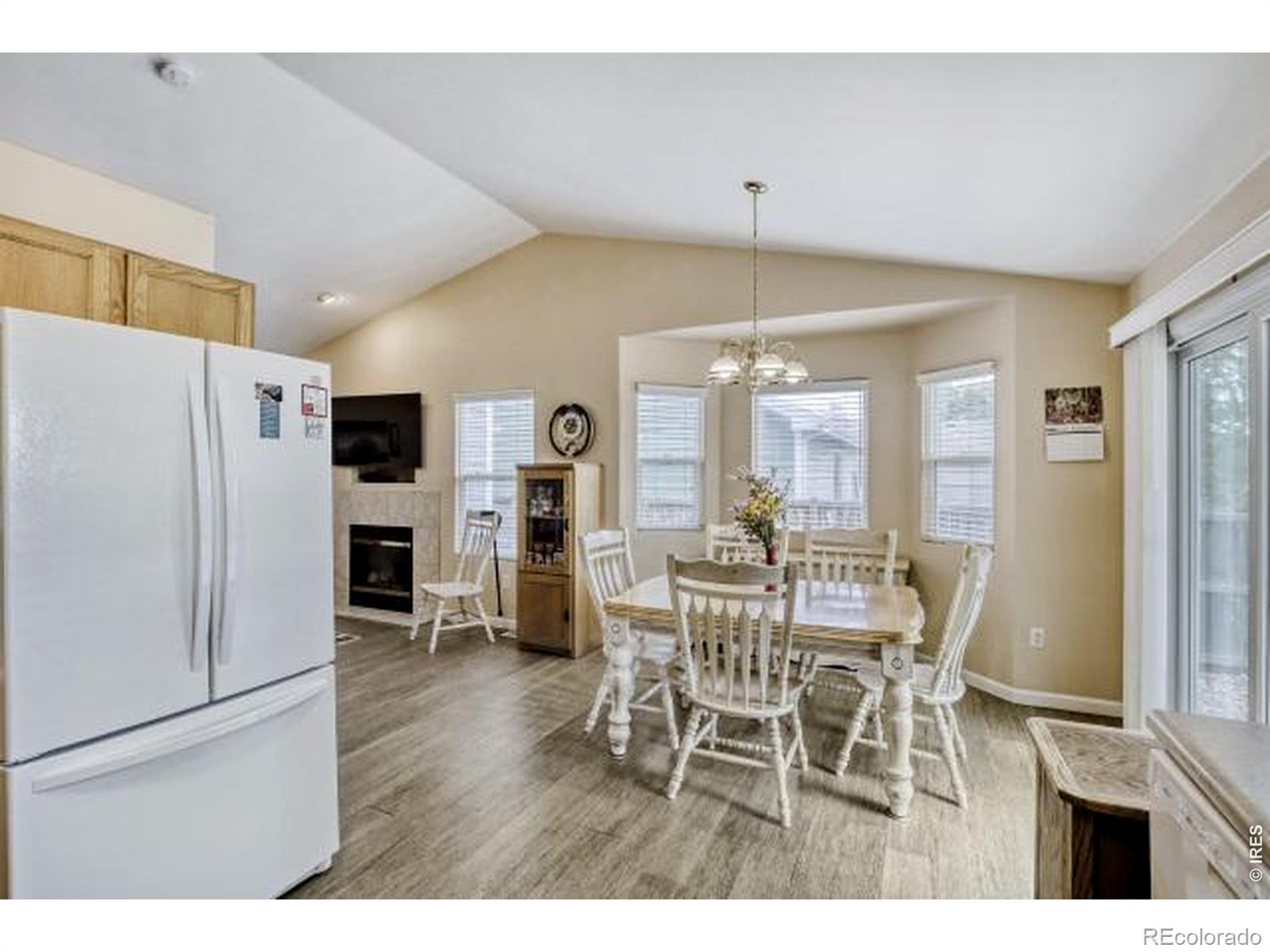 MLS Image #8 for 1012  basin court,windsor, Colorado