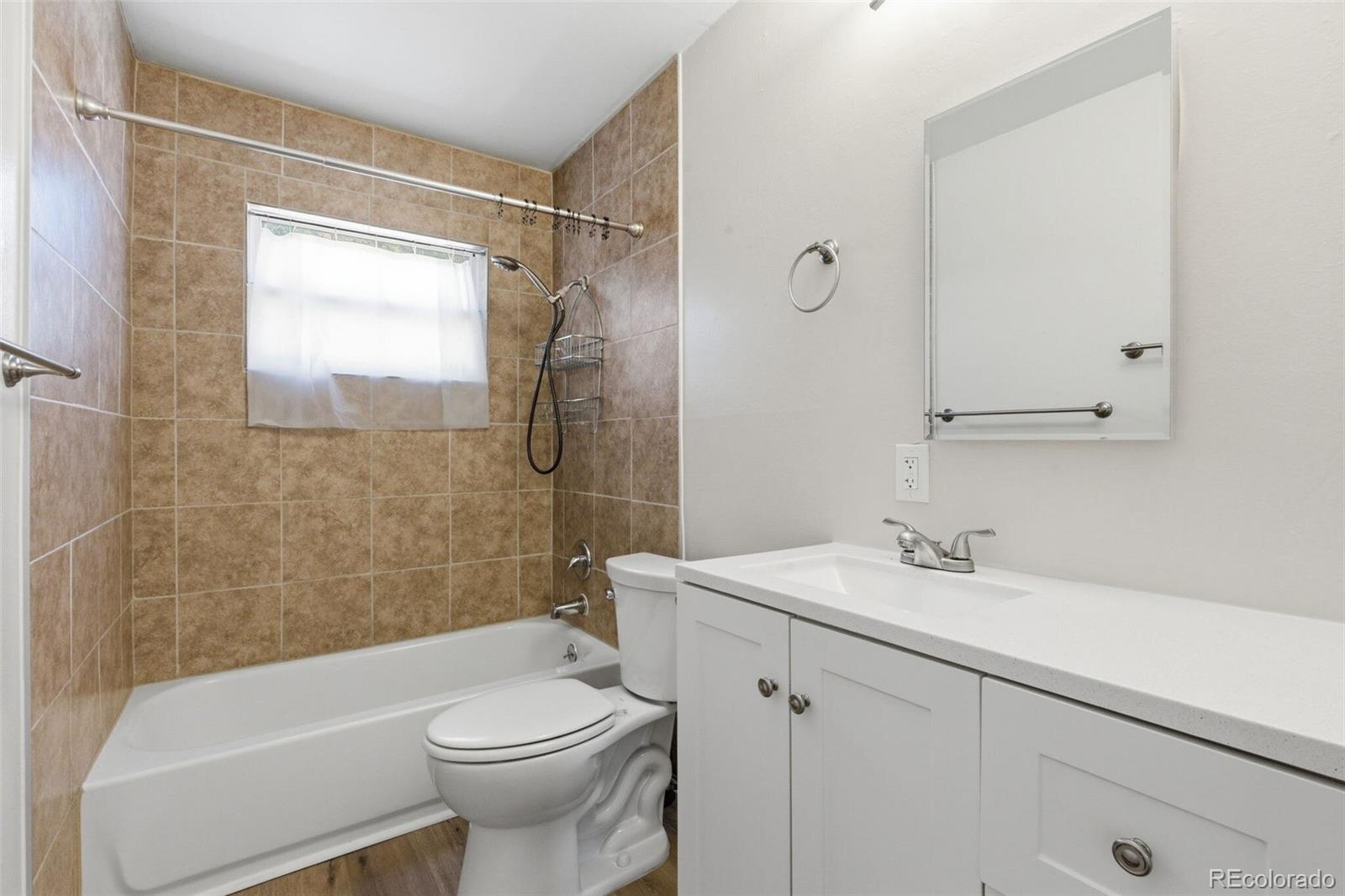 MLS Image #11 for 1297  worchester street,aurora, Colorado