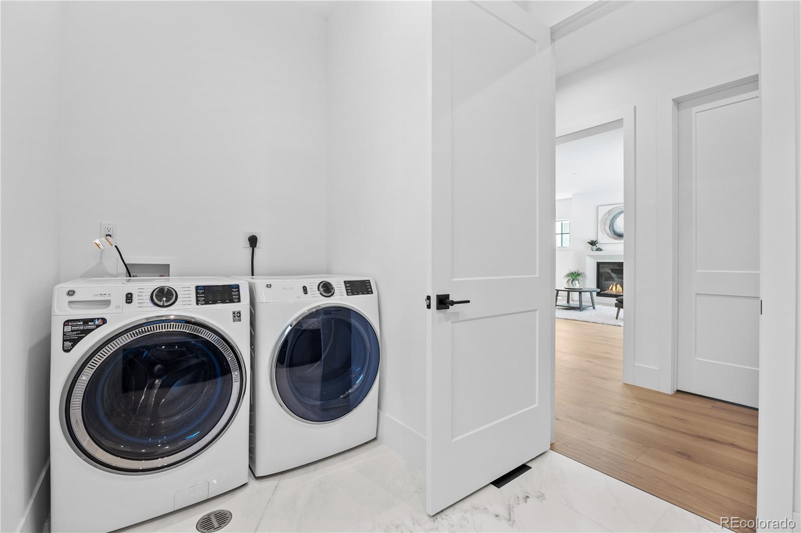 MLS Image #20 for 1083 s university boulevard,denver, Colorado