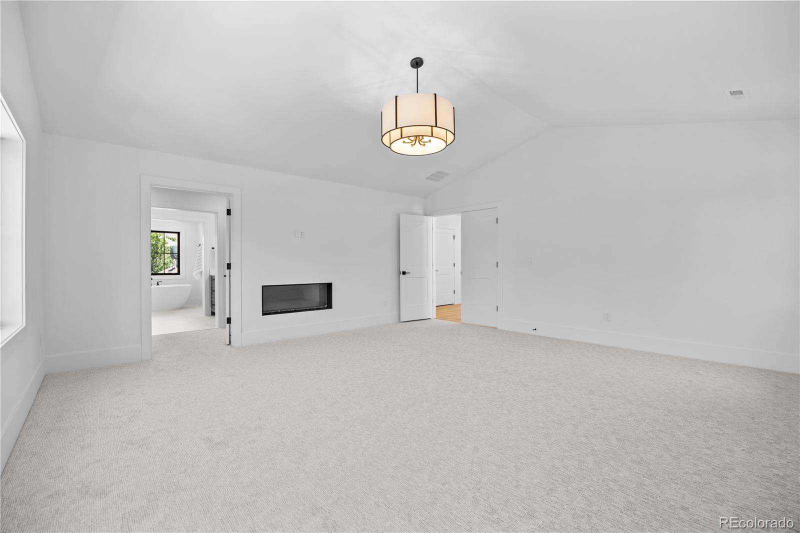 MLS Image #23 for 1083 s university boulevard,denver, Colorado