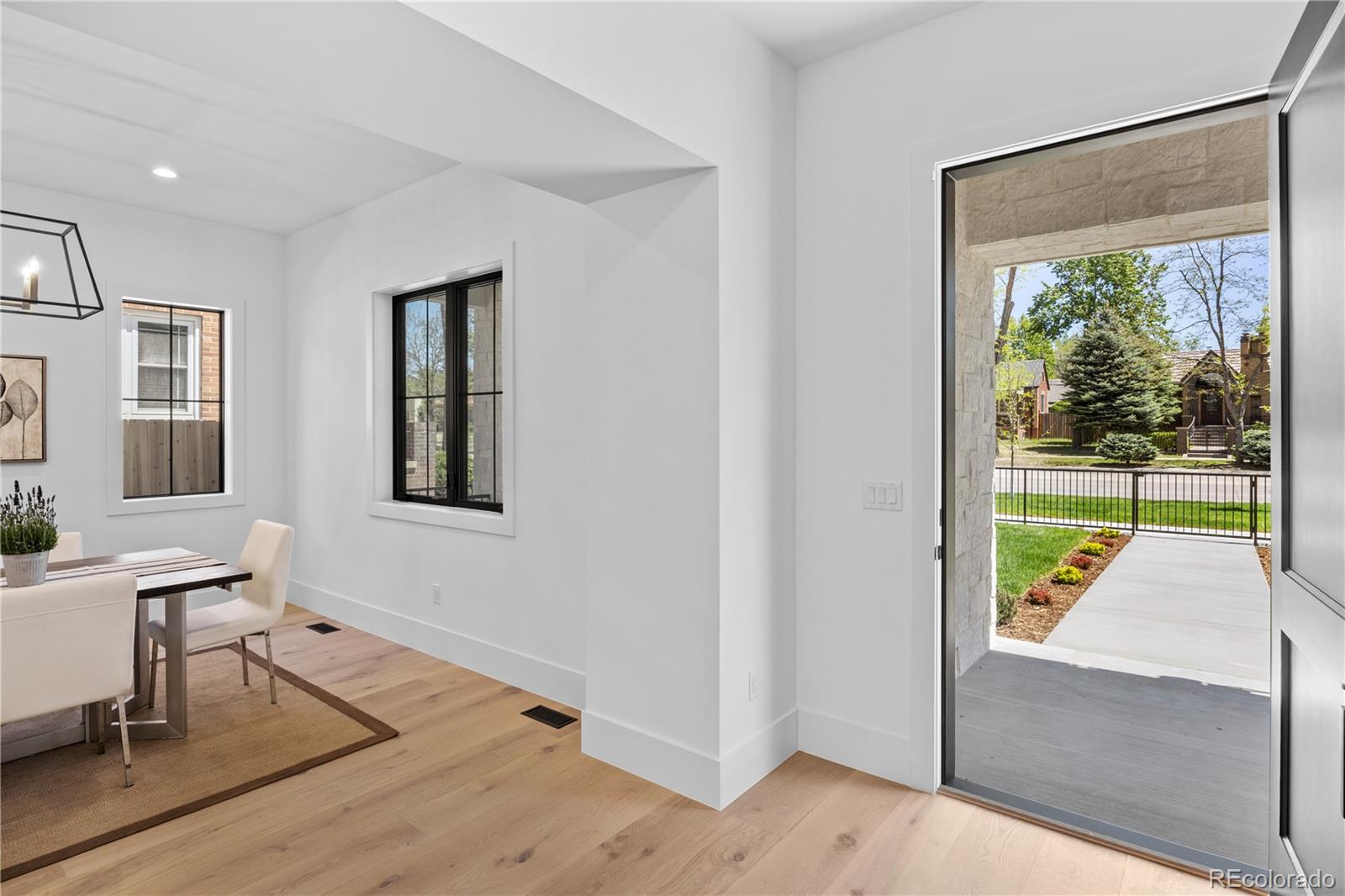 MLS Image #4 for 1083 s university boulevard,denver, Colorado