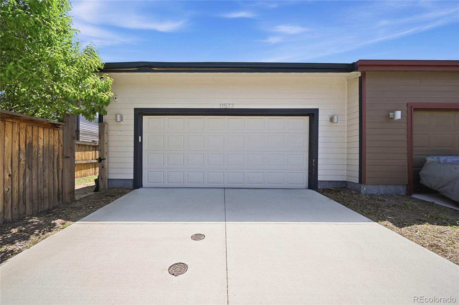MLS Image #1 for 11577 e 25th avenue,aurora, Colorado