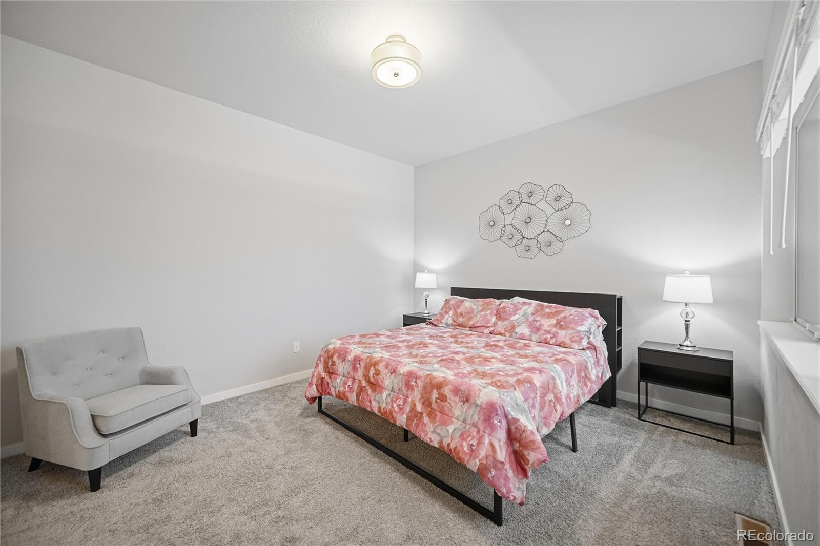 MLS Image #12 for 11577 e 25th avenue,aurora, Colorado