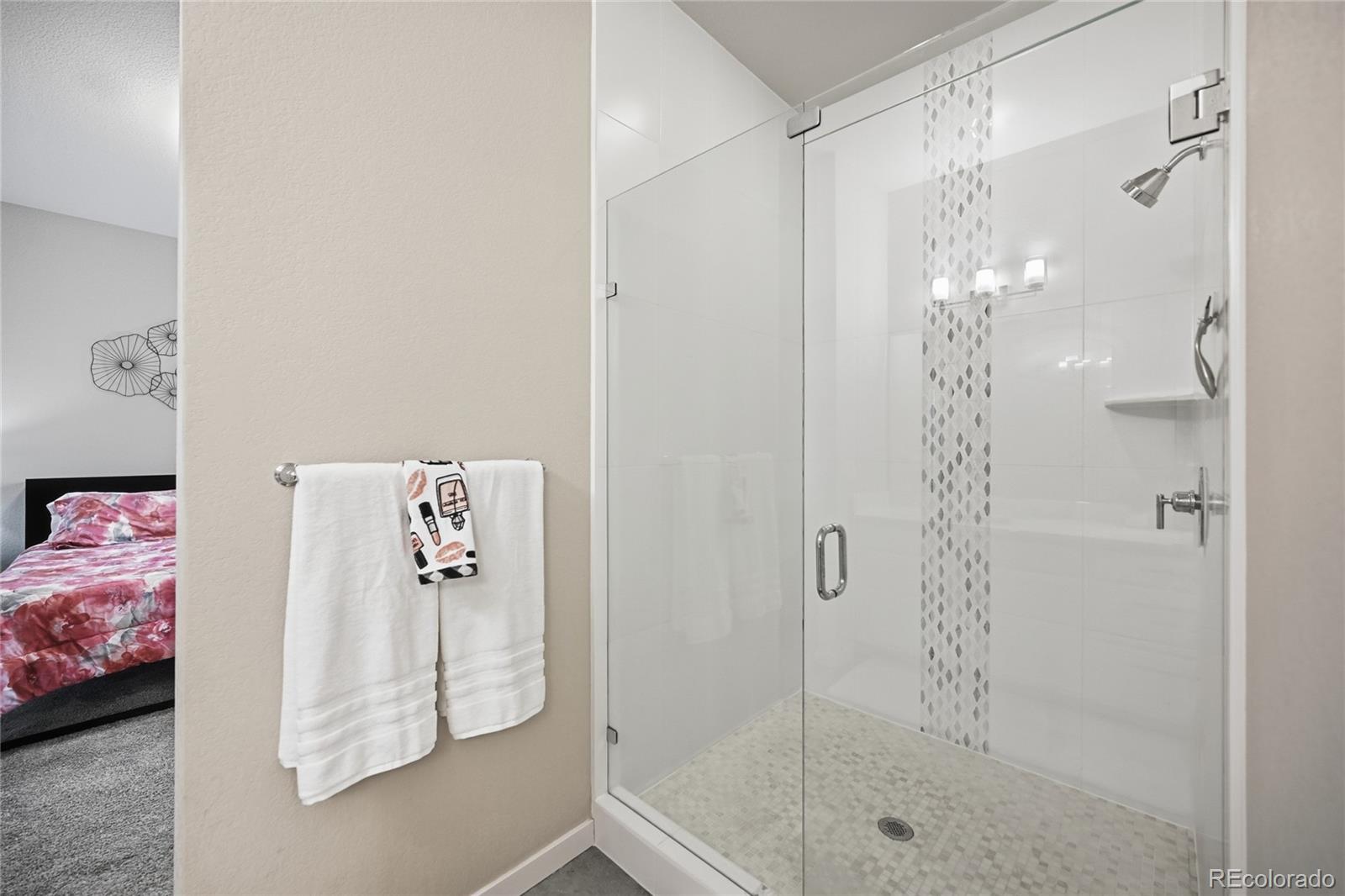 MLS Image #17 for 11577 e 25th avenue,aurora, Colorado