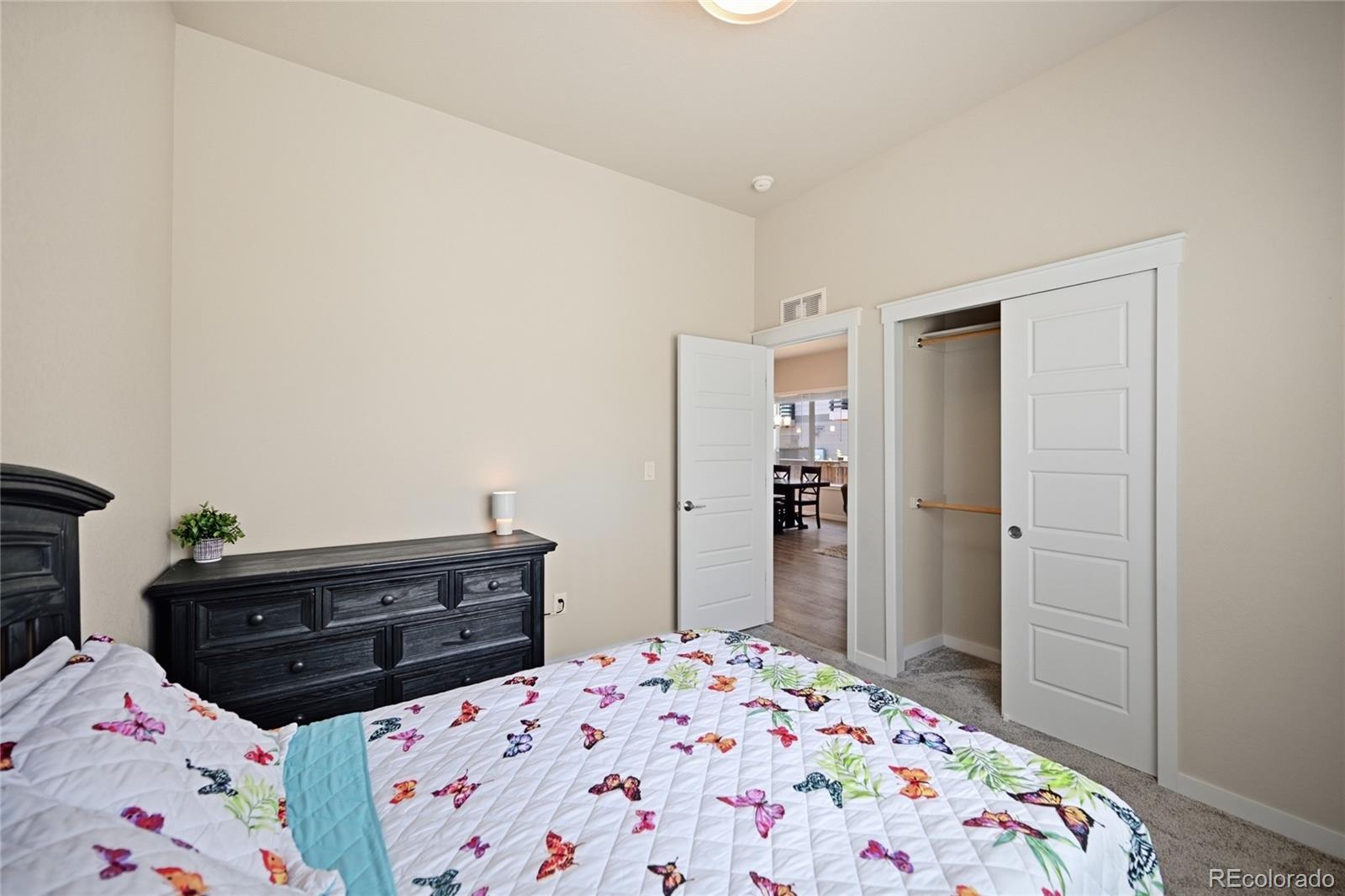 MLS Image #22 for 11577 e 25th avenue,aurora, Colorado