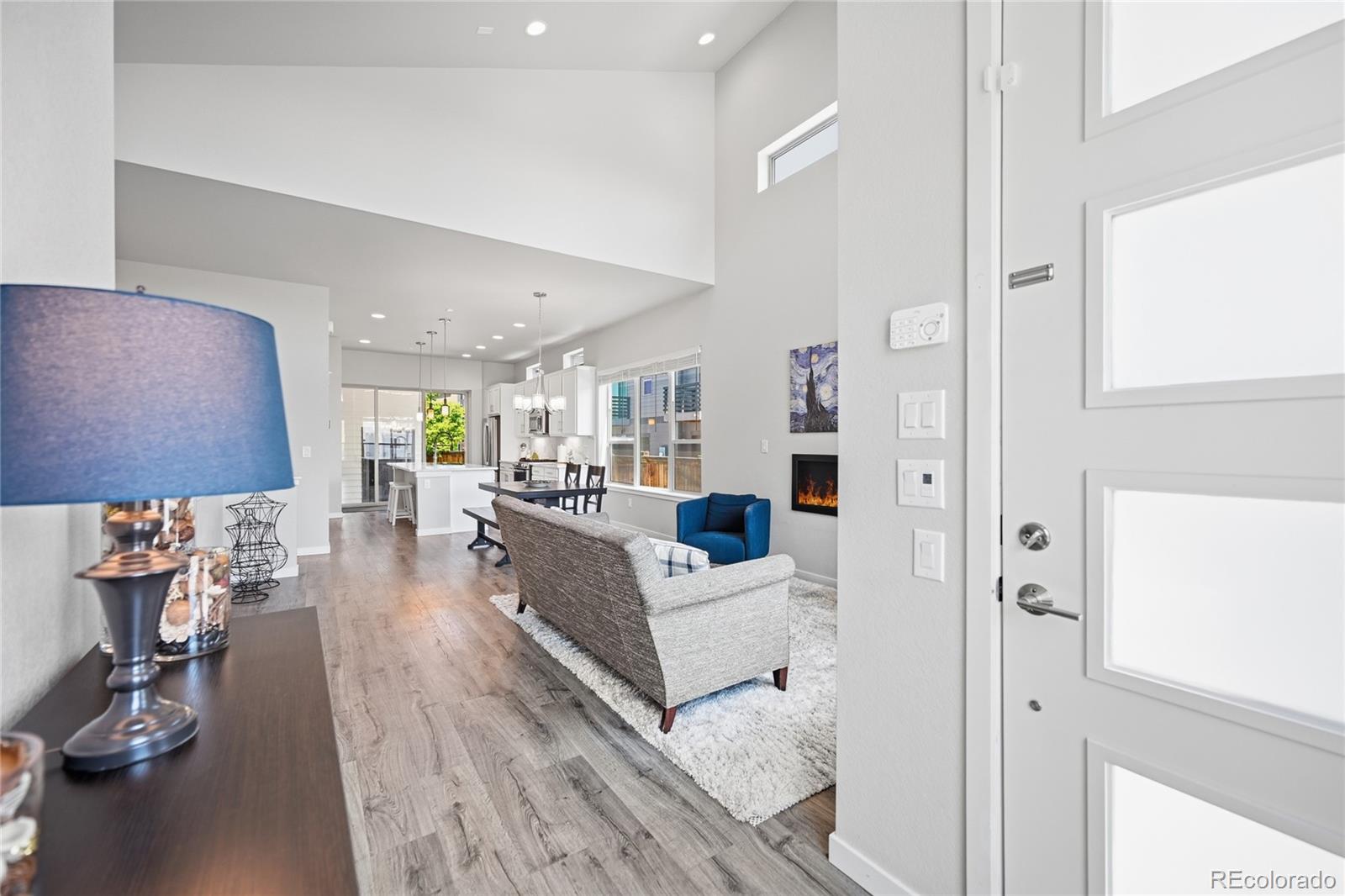 MLS Image #3 for 11577 e 25th avenue,aurora, Colorado