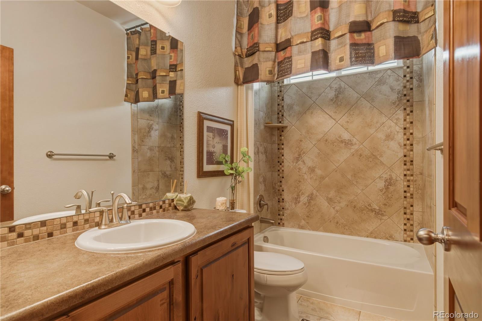 MLS Image #7 for 228  castro place,erie, Colorado