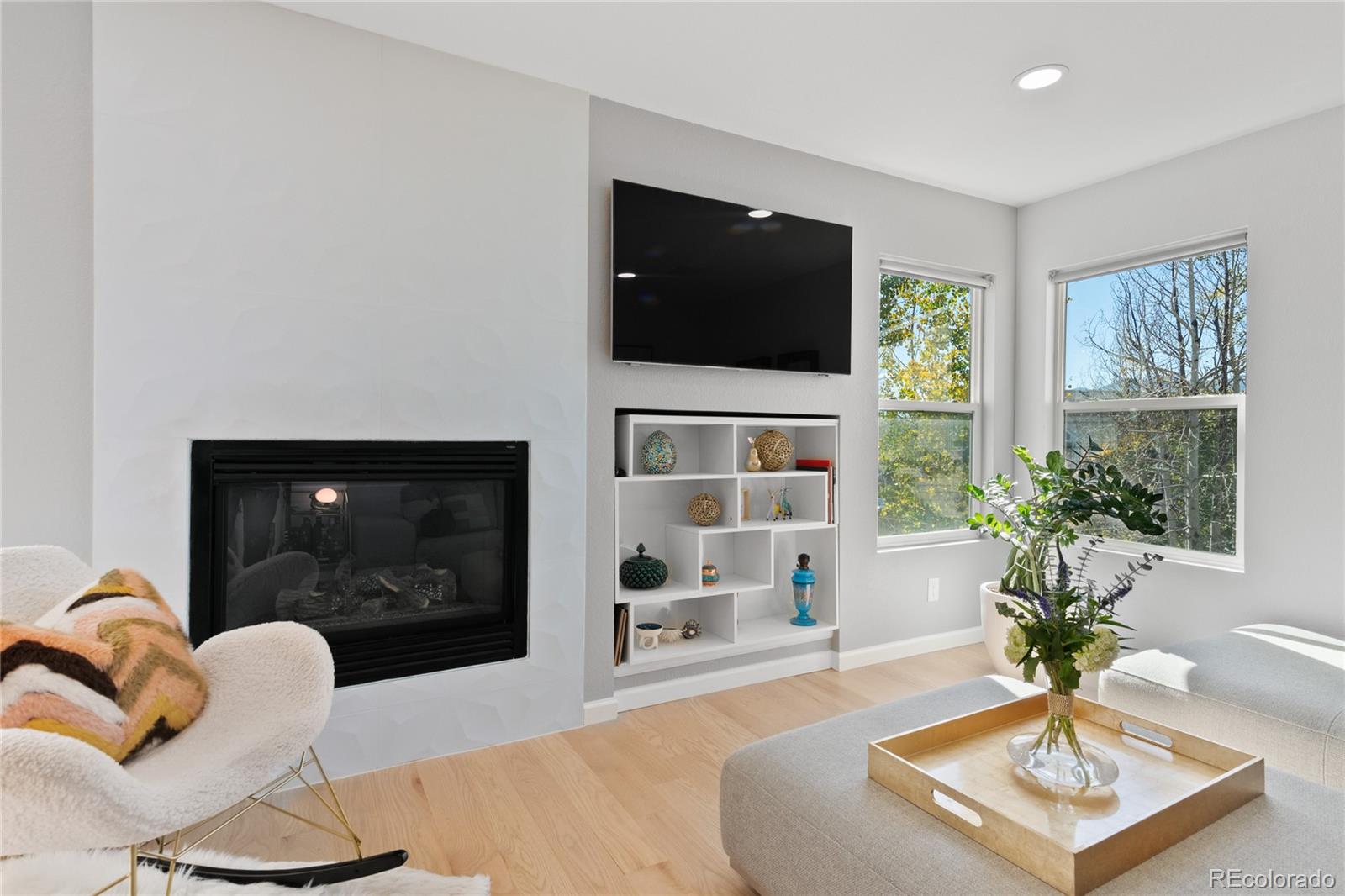 MLS Image #11 for 17010  mountain lake drive,monument, Colorado