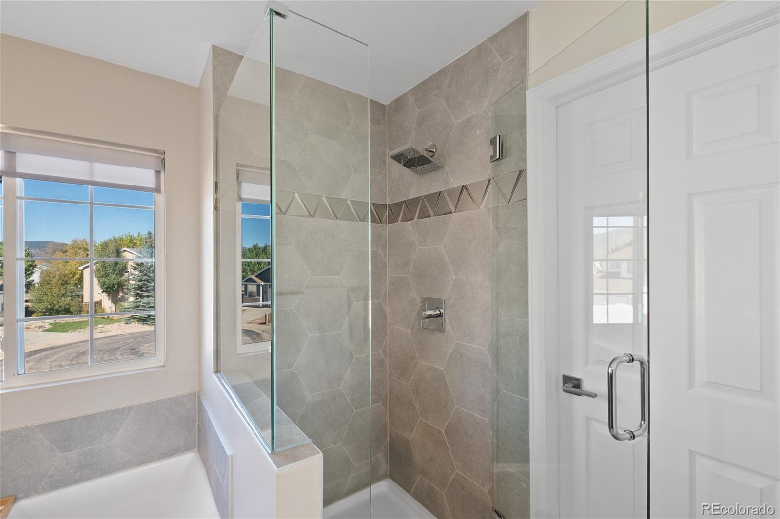 MLS Image #31 for 17010  mountain lake drive,monument, Colorado