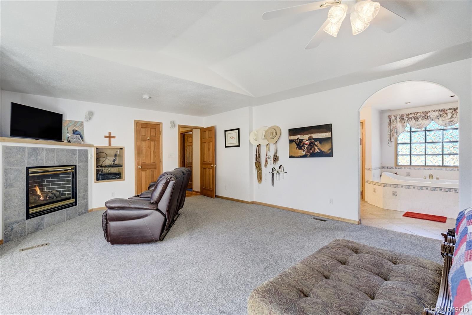 MLS Image #18 for 46746  sundance trail,parker, Colorado