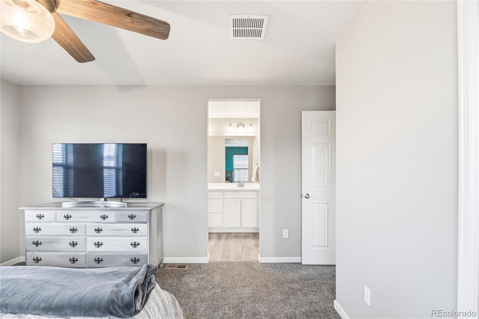 MLS Image #14 for 4628 s nepal way,aurora, Colorado