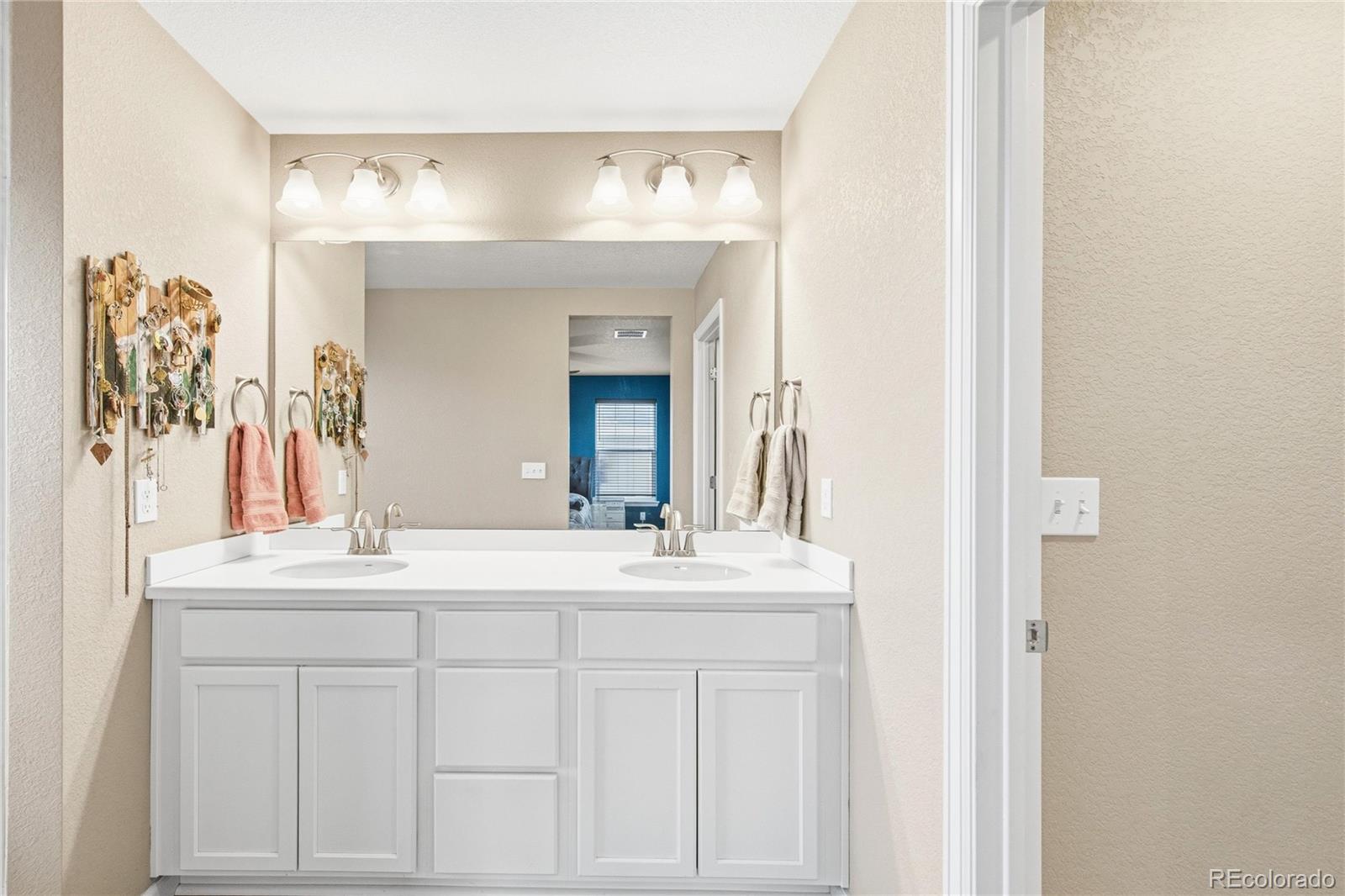 MLS Image #15 for 4628 s nepal way,aurora, Colorado