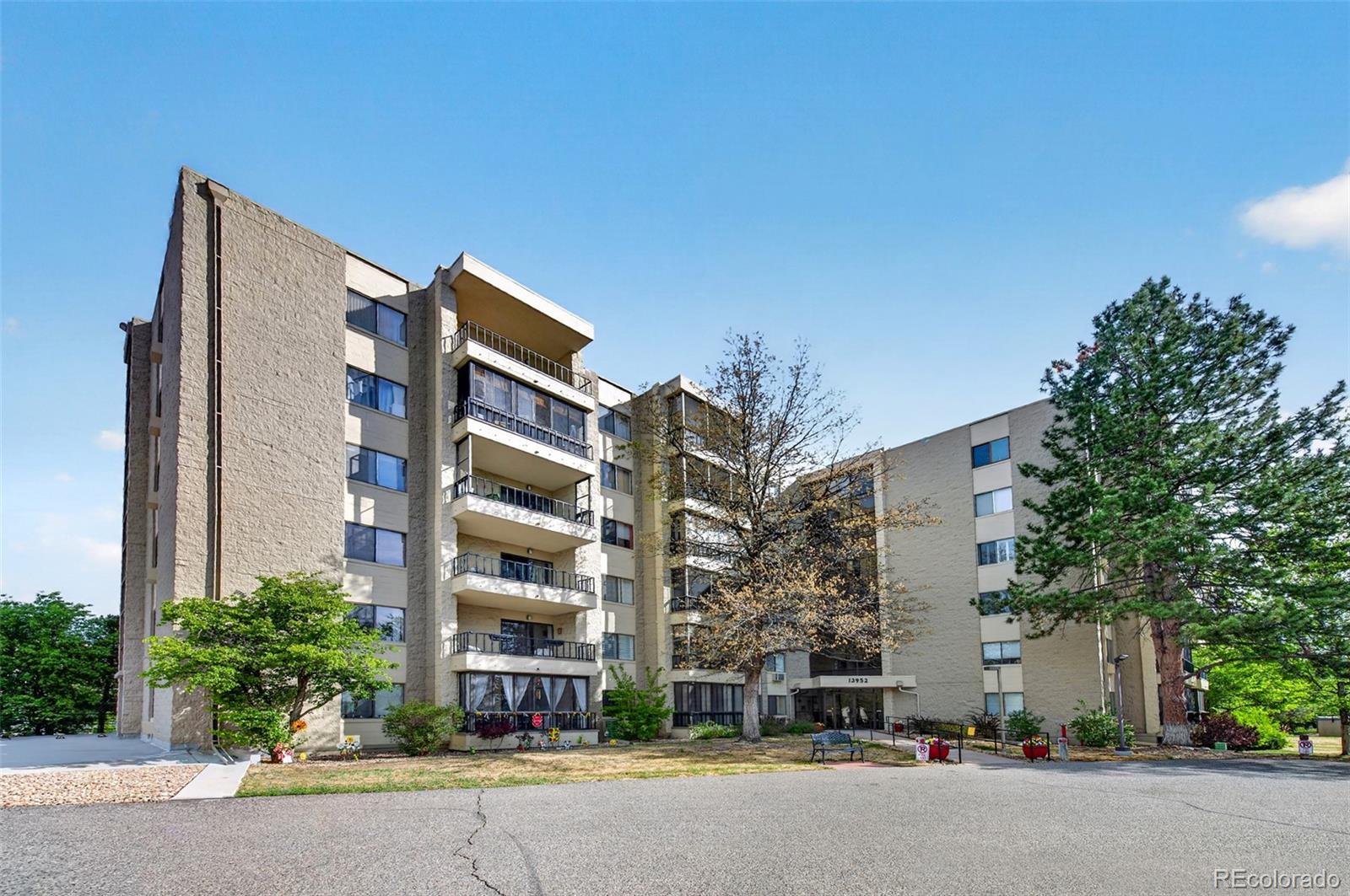 MLS Image #1 for 13952 e marina drive,aurora, Colorado