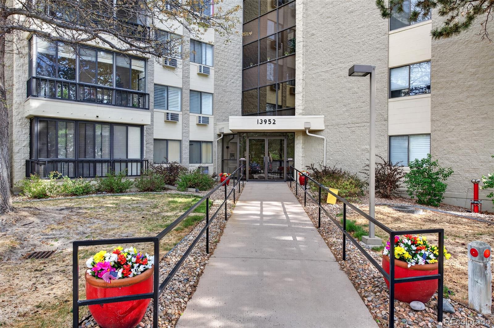 MLS Image #2 for 13952 e marina drive,aurora, Colorado