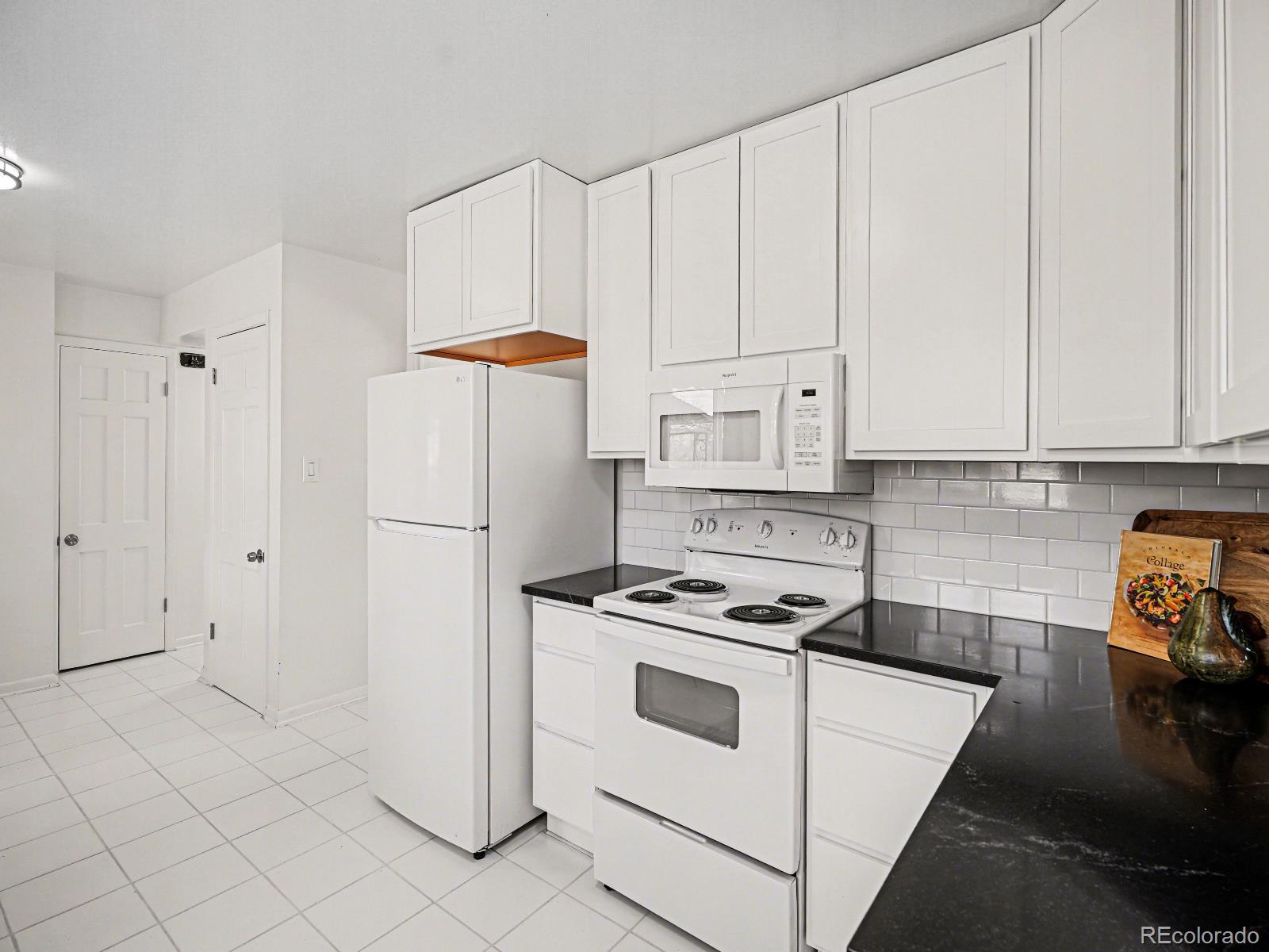 MLS Image #11 for 2155 e noble place,centennial, Colorado