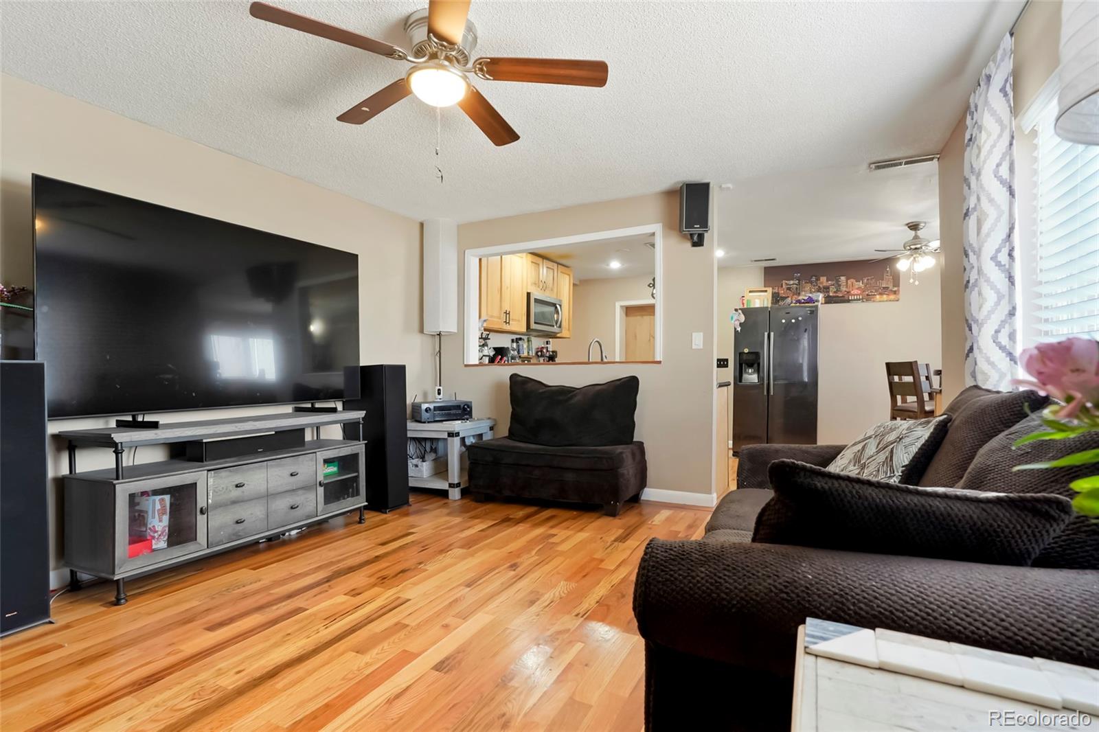 MLS Image #4 for 9330  lilly court,thornton, Colorado