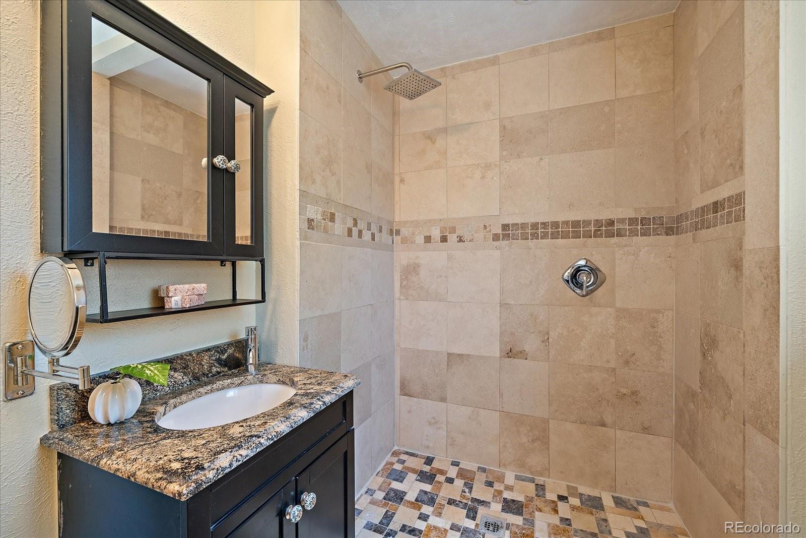 MLS Image #14 for 9525 w kentucky drive,lakewood, Colorado