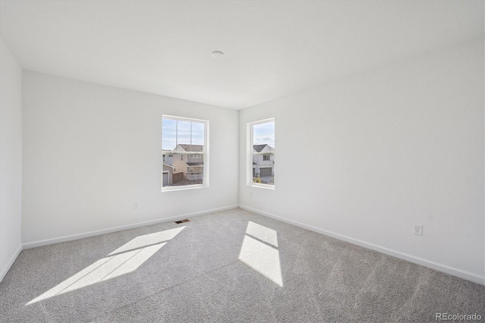 MLS Image #11 for 4663  sugar beet street,johnstown, Colorado