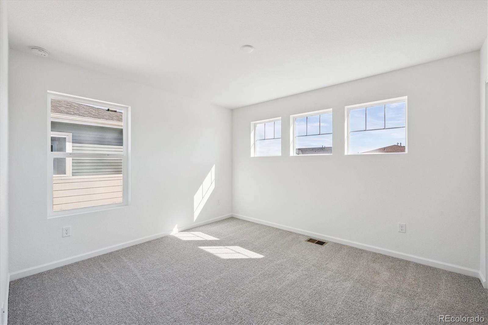 MLS Image #15 for 4663  sugar beet street,johnstown, Colorado