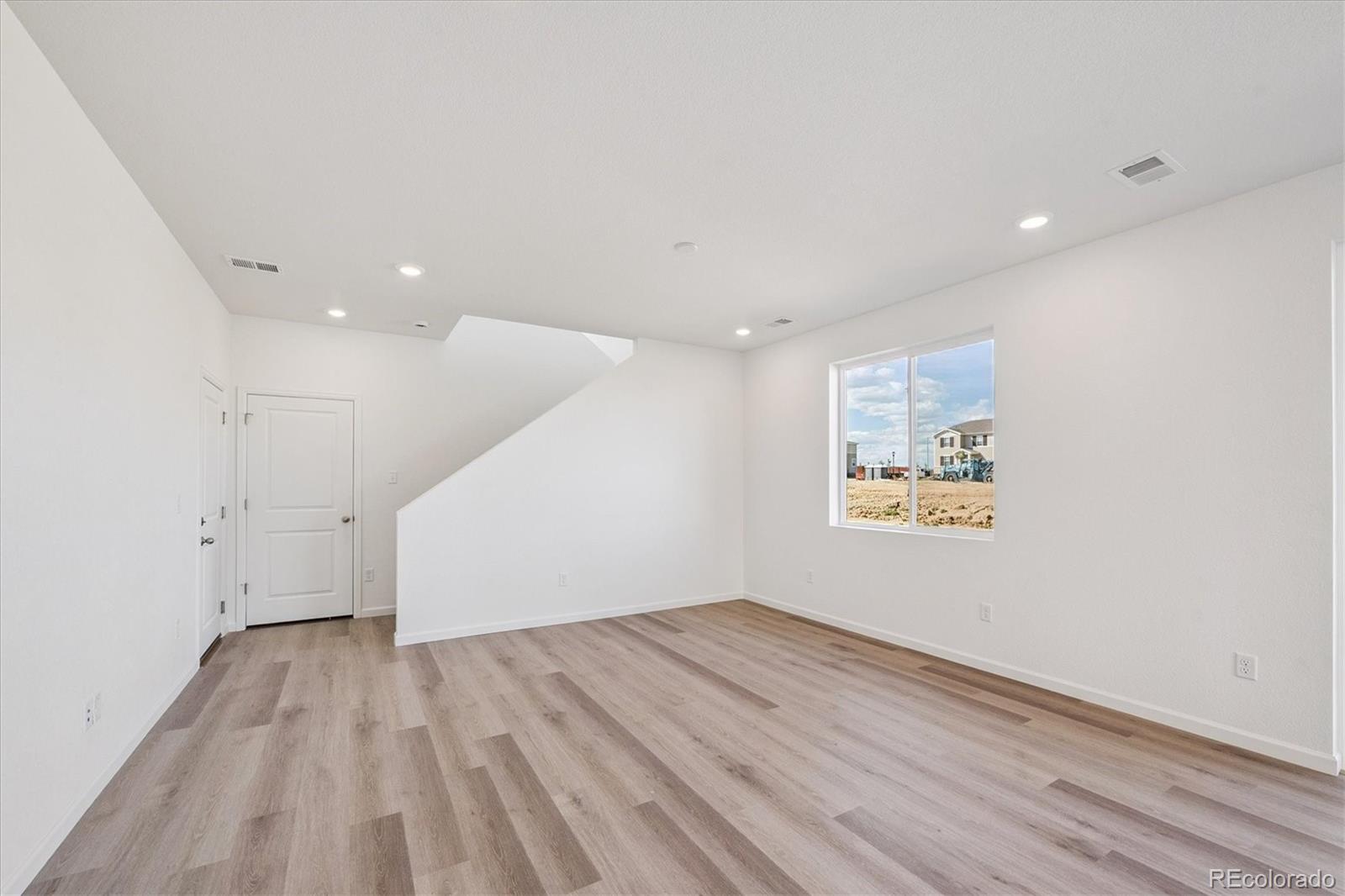 MLS Image #7 for 4663  sugar beet street,johnstown, Colorado
