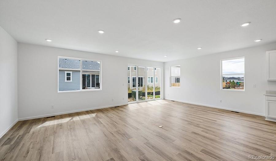 MLS Image #10 for 45944  faith avenue,bennett, Colorado