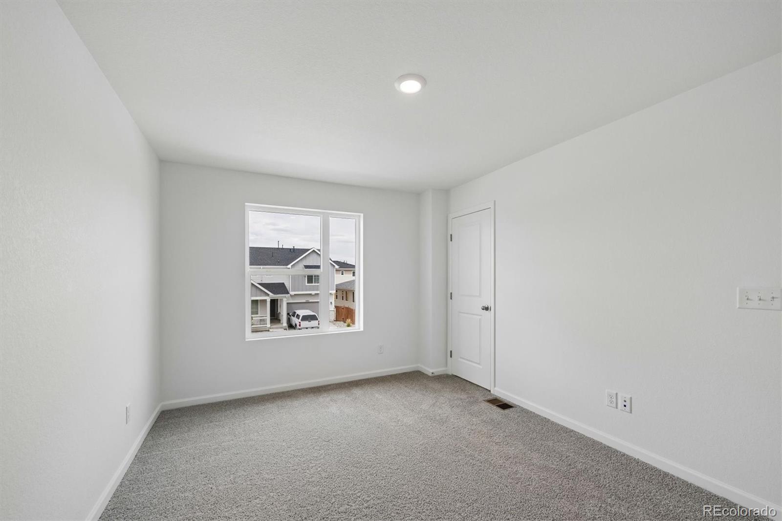 MLS Image #12 for 45932  wood thrush avenue,bennett, Colorado
