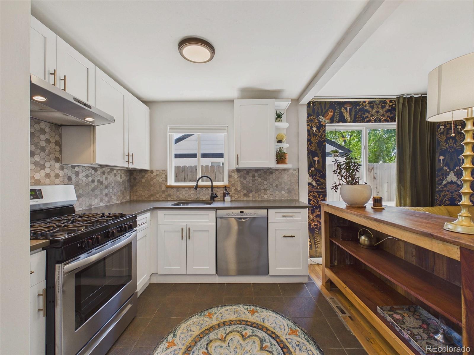 MLS Image #13 for 3250  dexter street,denver, Colorado