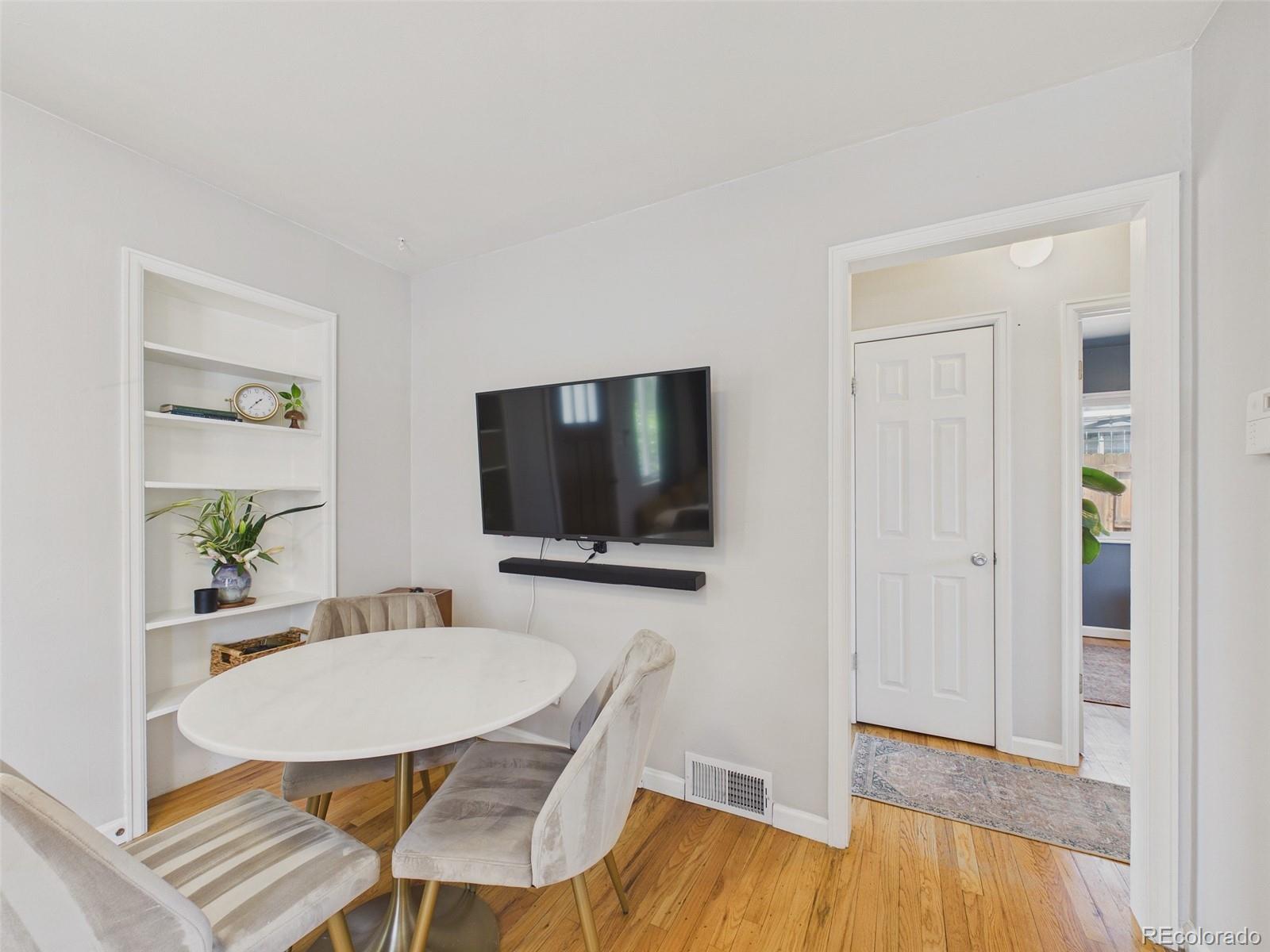MLS Image #5 for 3250  dexter street,denver, Colorado