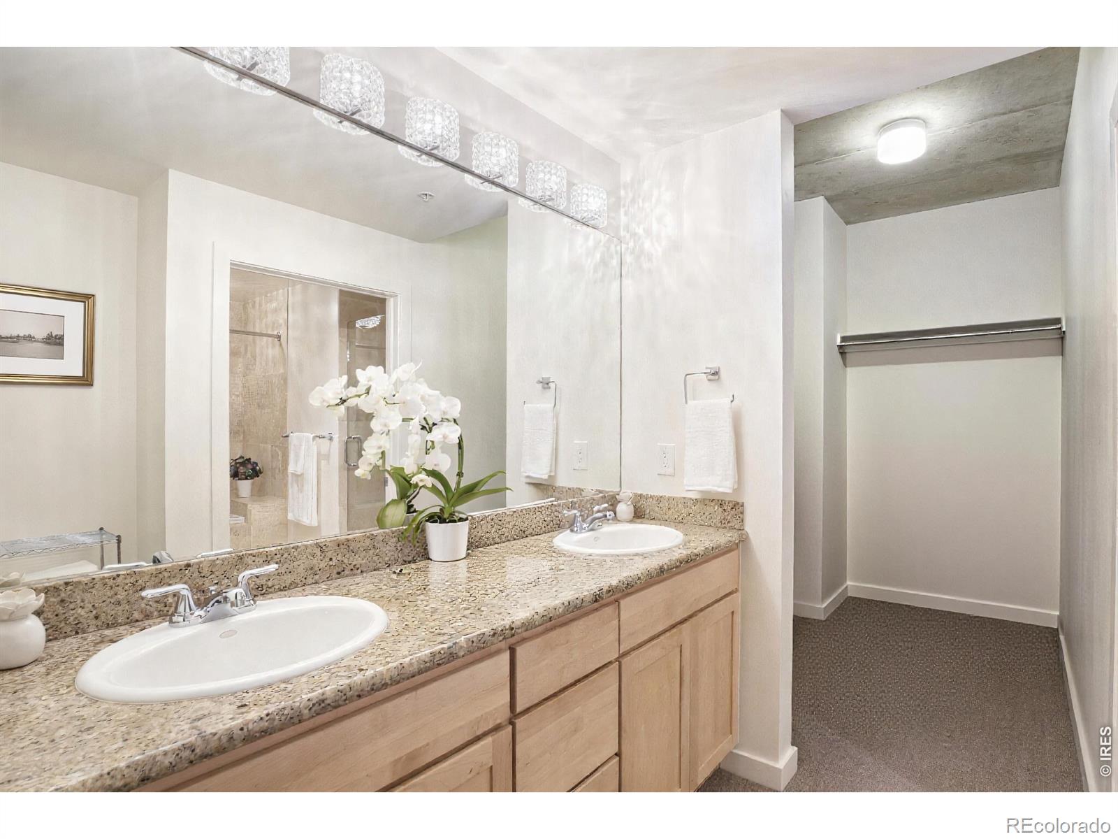 MLS Image #13 for 275 s harrison street 501,denver, Colorado
