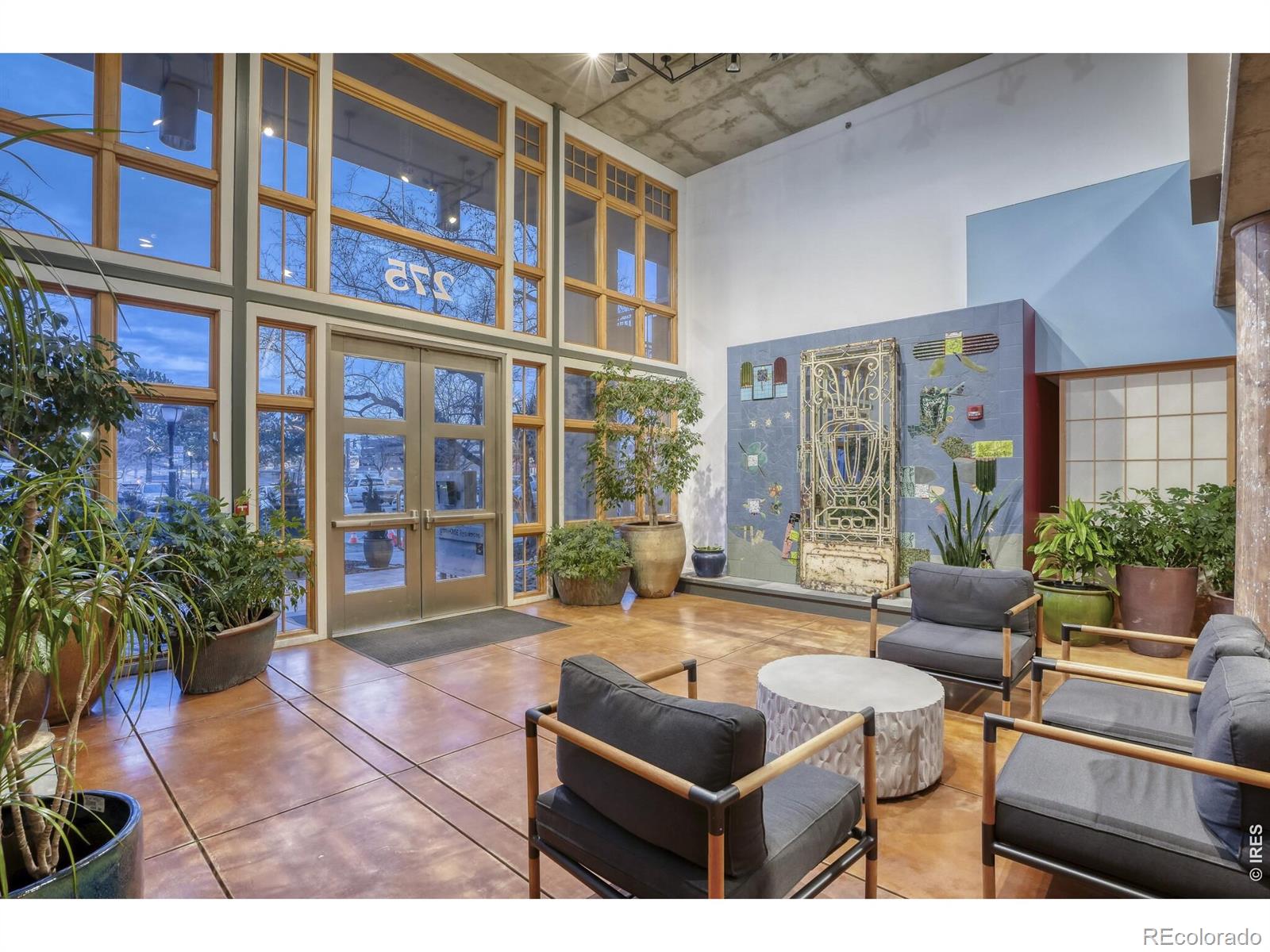 MLS Image #5 for 275 s harrison street 501,denver, Colorado