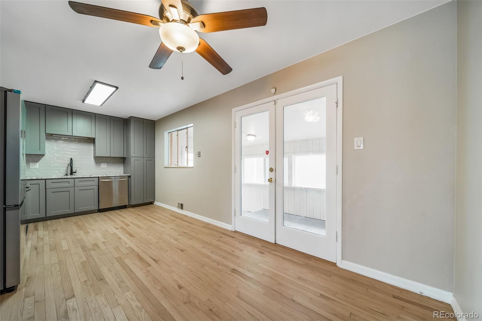 MLS Image #11 for 3443 s vrain street,denver, Colorado