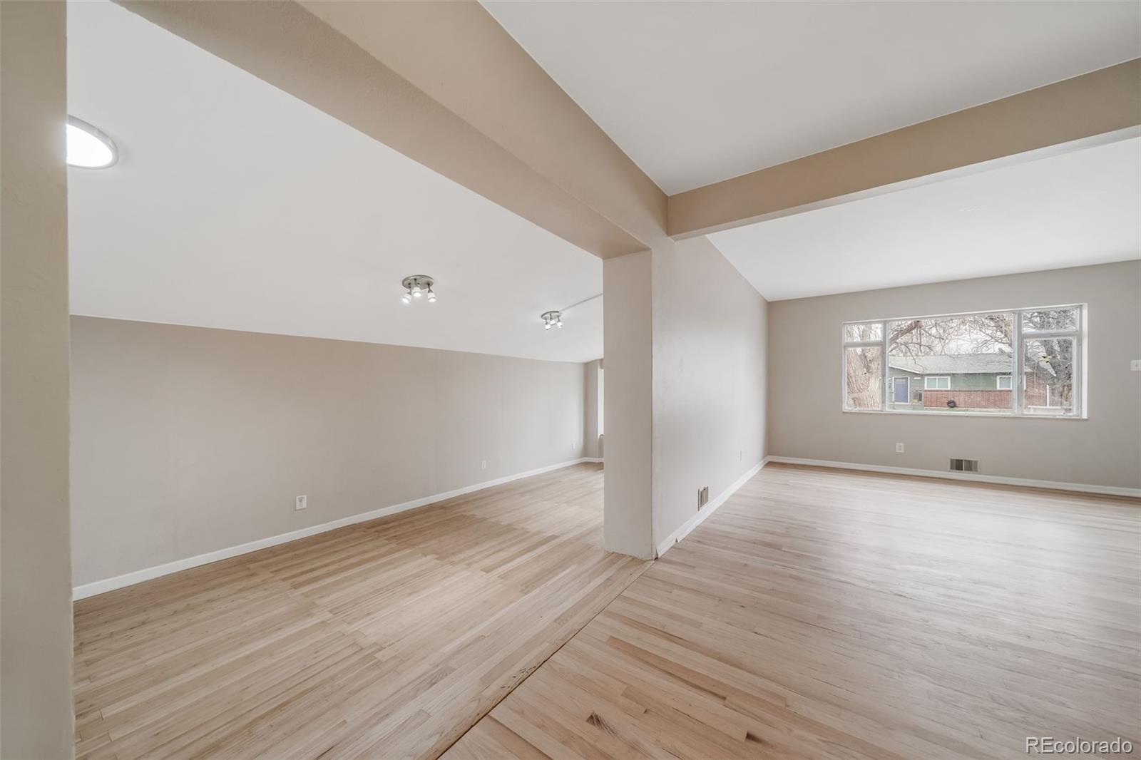 MLS Image #16 for 3443 s vrain street,denver, Colorado