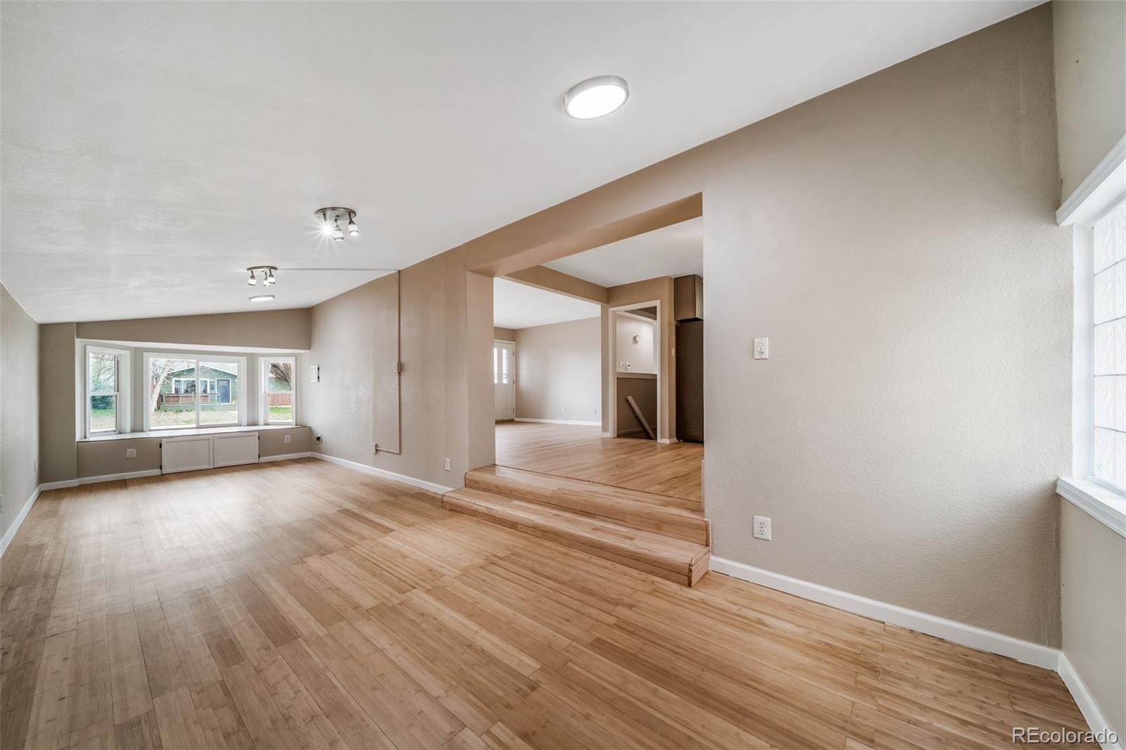 MLS Image #17 for 3443 s vrain street,denver, Colorado