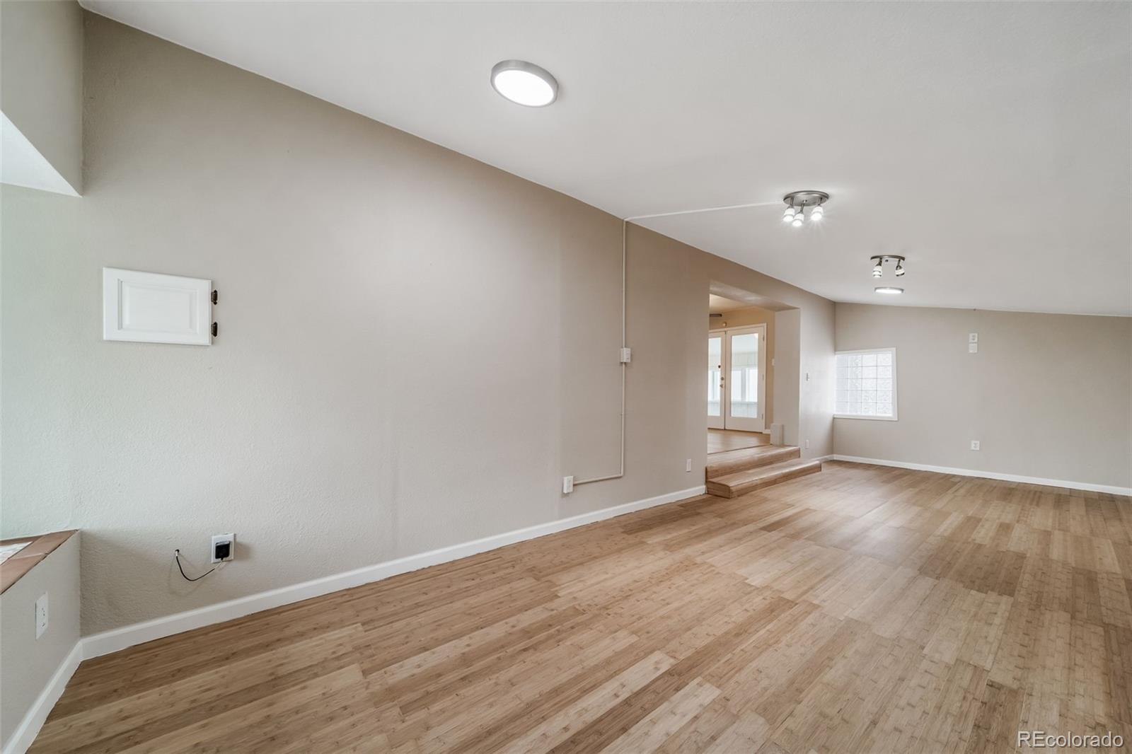 MLS Image #19 for 3443 s vrain street,denver, Colorado