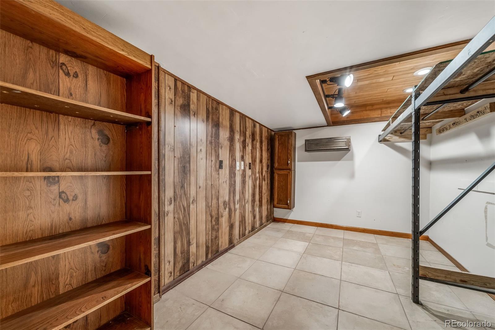 MLS Image #34 for 3443 s vrain street,denver, Colorado