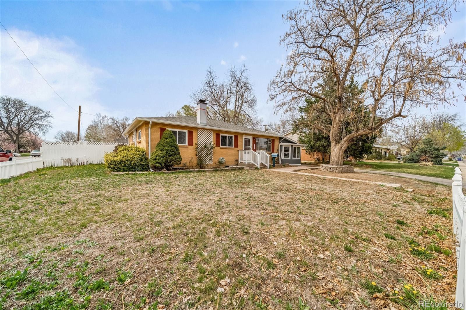 MLS Image #4 for 3443 s vrain street,denver, Colorado