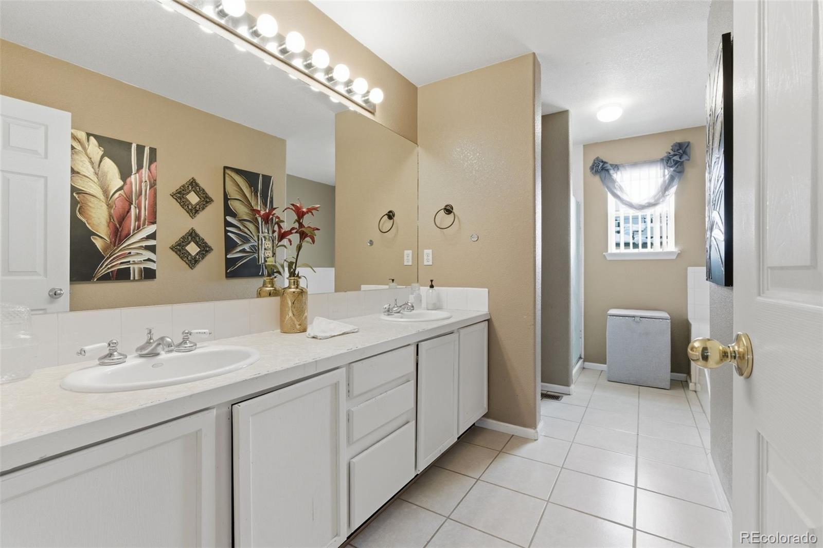 MLS Image #16 for 4307  durham court,denver, Colorado