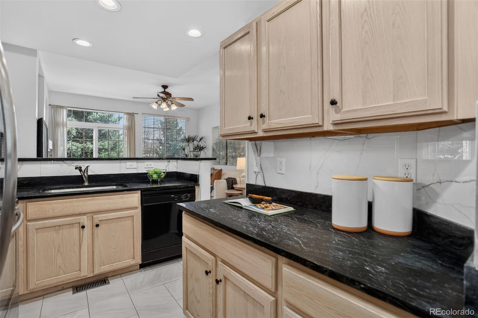 MLS Image #10 for 9122 w phillips drive,littleton, Colorado