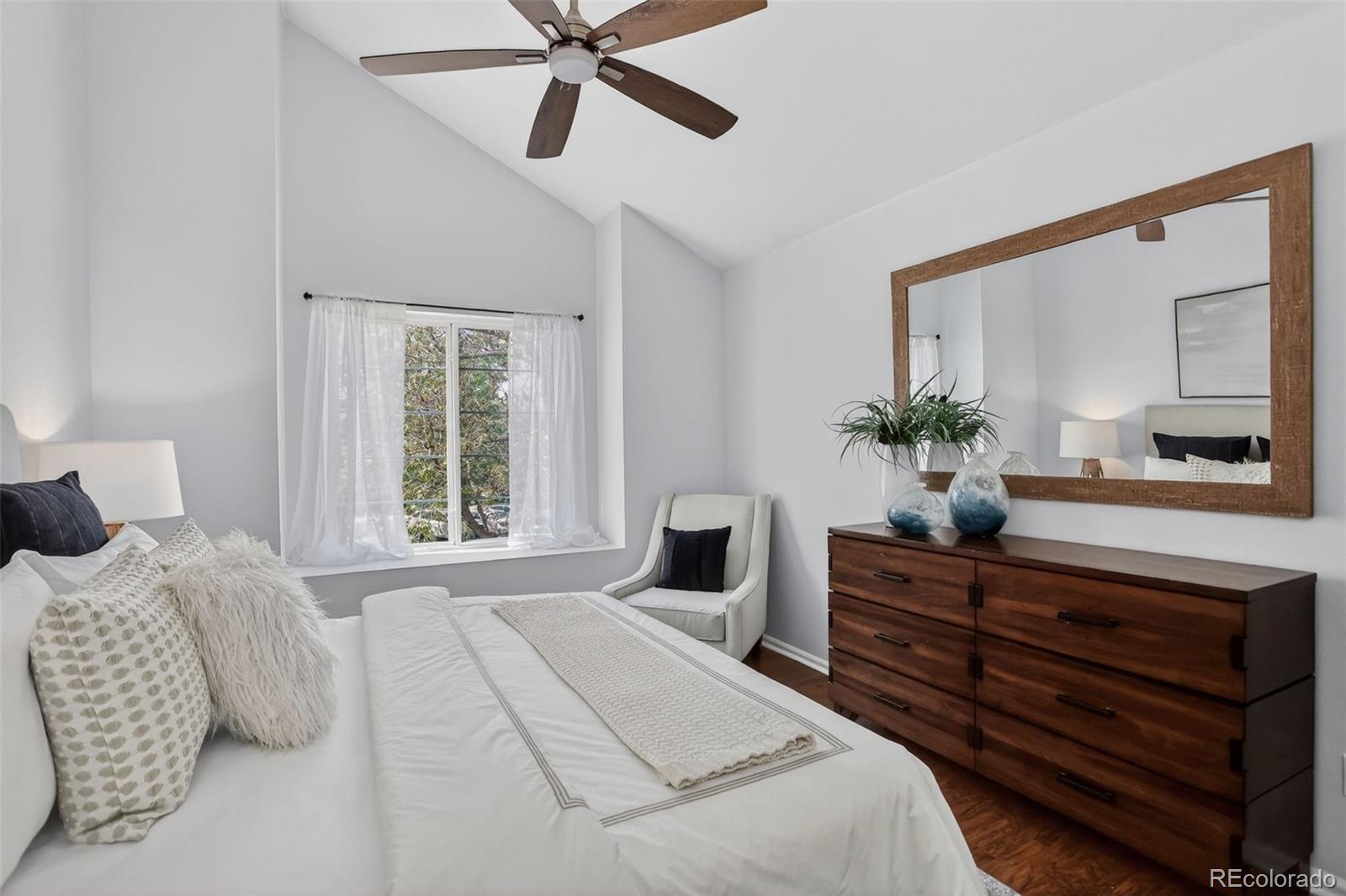 MLS Image #16 for 9122 w phillips drive,littleton, Colorado