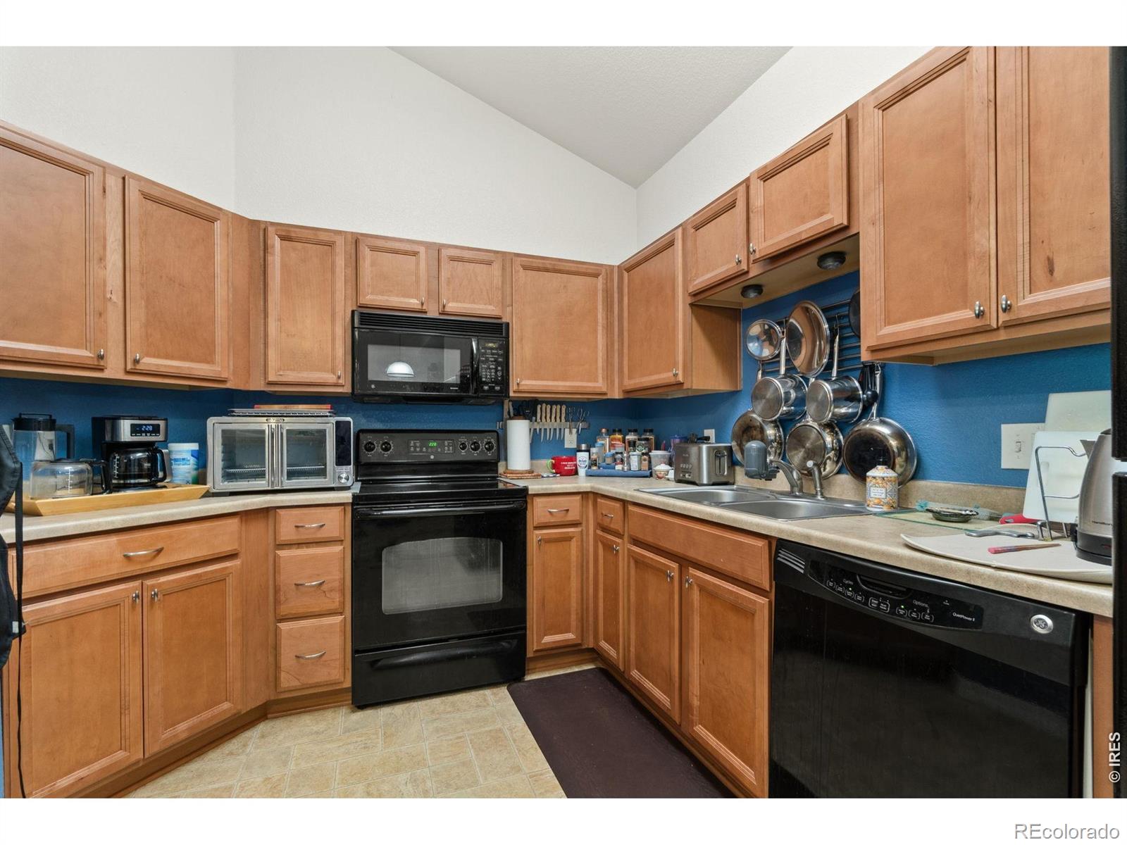 MLS Image #5 for 804  summer hawk drive,longmont, Colorado